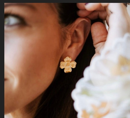 Dogwood Flower Stud Earrings