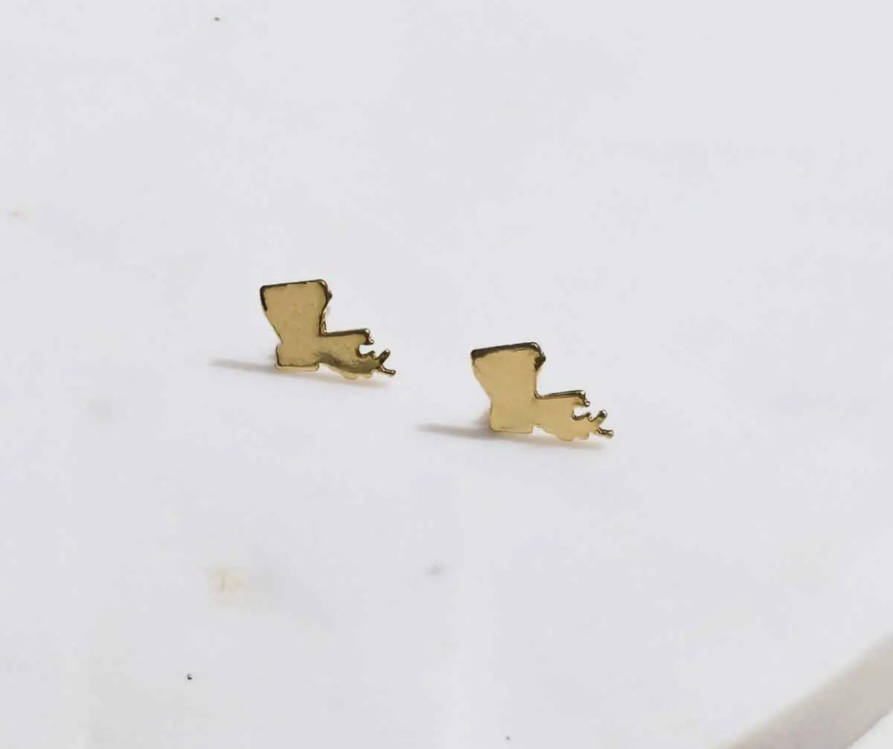 Louisiana State Stud Earrings .05”